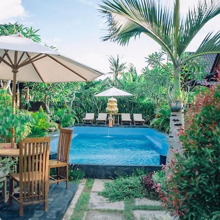 Mertasari Bungalows Ped 외부 사진
