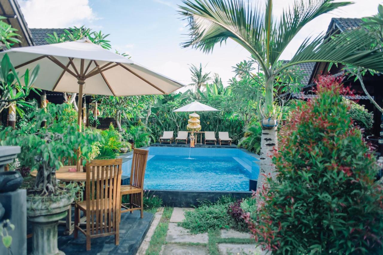 Mertasari Bungalows Ped 외부 사진